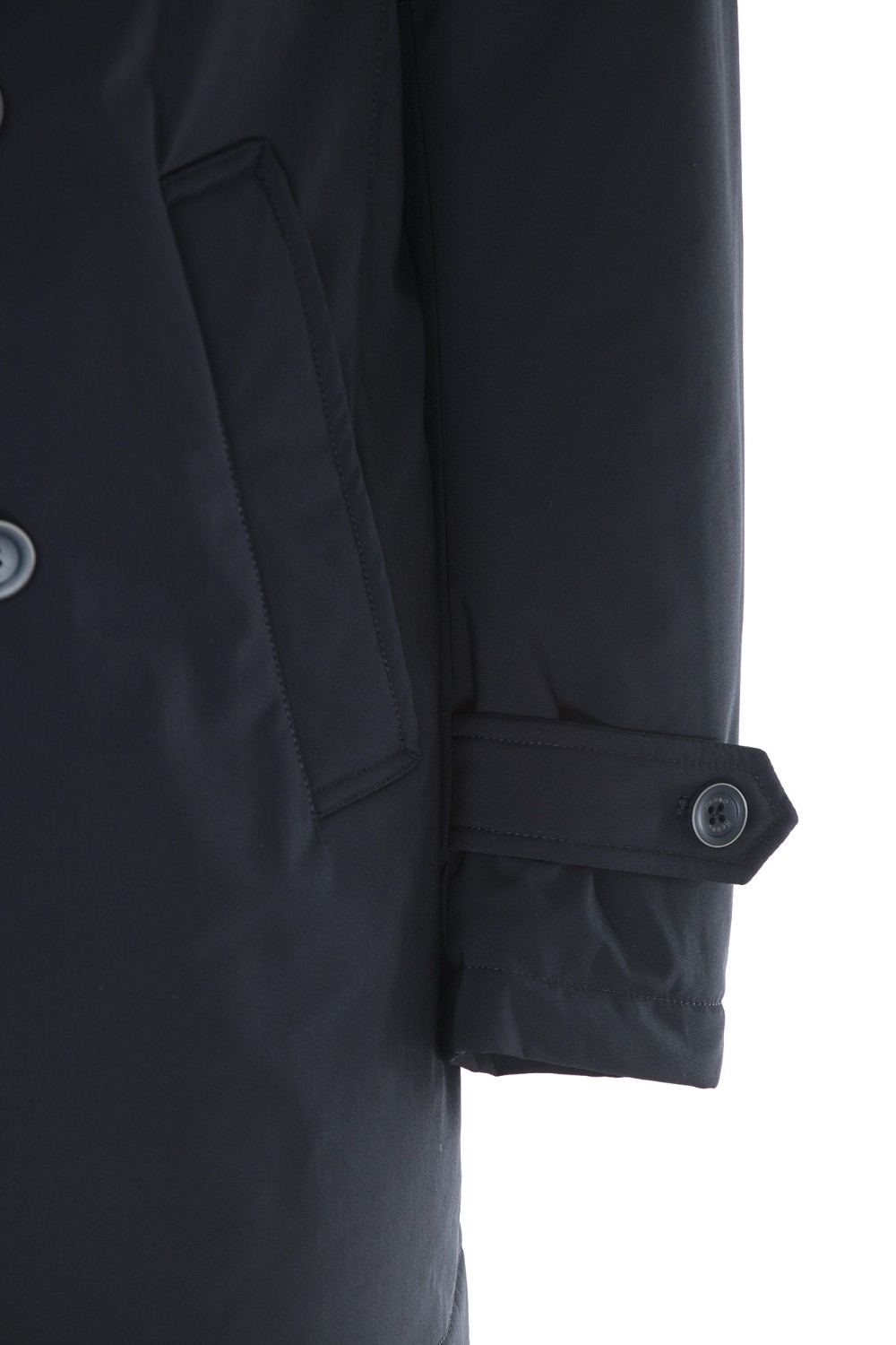 shop HERNO Saldi Trench: Herno trench doppiopetto con pettorina antivento.
Vestibilità slim.
Rifiniture di pregio all’interno.
Chiusura a doppiopetto.
Pettorina antivento staccabile.
Dettagli a contrasto all’interno.
Tasche diagonali.
Composizione: 87% poliammide, 13% elastane.
Made in Italy.. PI001180U 12346SZ-9200 number 4830126